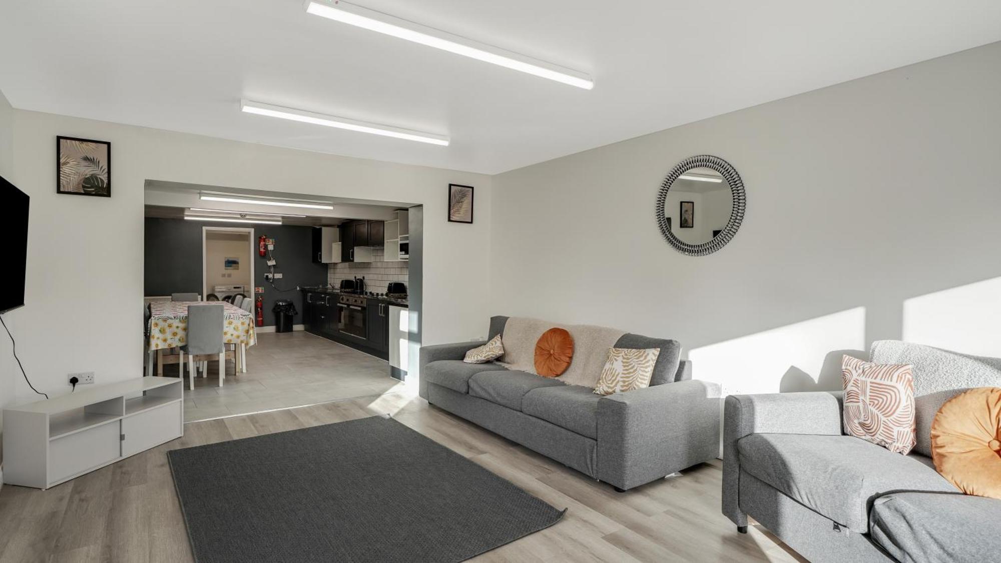 Comfy Double En-Suite Room In Barking バーキング エクステリア 写真